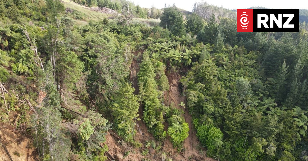 Giant Helena Bay Hill slip creates 20,000 truckload challenge