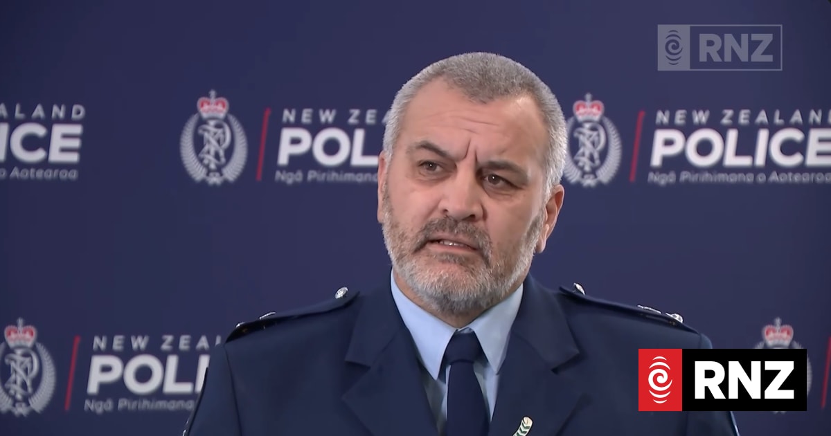 Fleeing driver in Palmerston North leaves officer in critical condition
