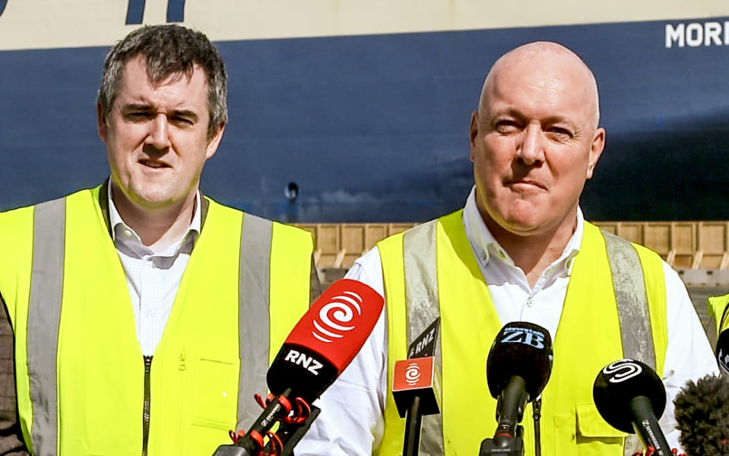 Christopher Luxon being asked by Lisa Owen about cancer drug promises