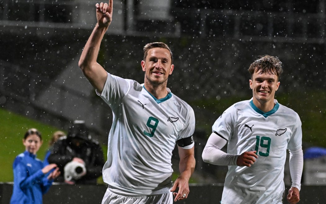 FIFA世界杯备战：全白人统治马来西亚|新西兰皇家新闻