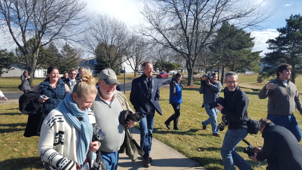 Democratic candidate Martin O'Malley out doorknocking in Des Moines.