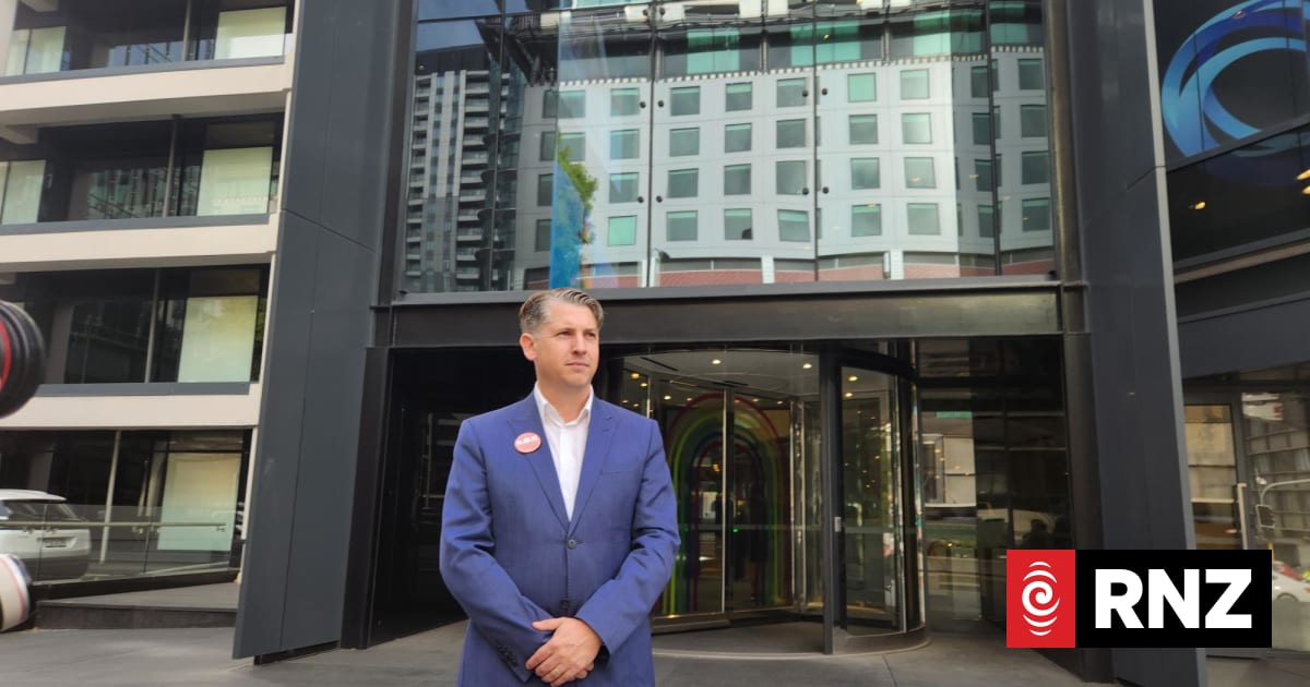 TVNZ news cuts and closures in limbo | RNZ