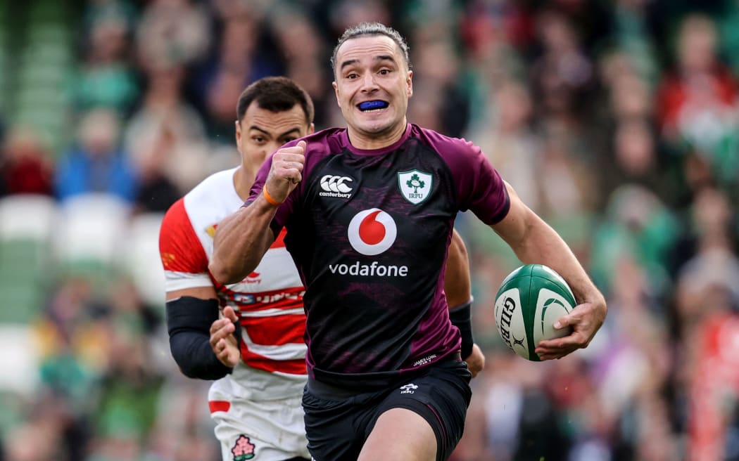 James Lowe playing for Ireland against Japan 2021.