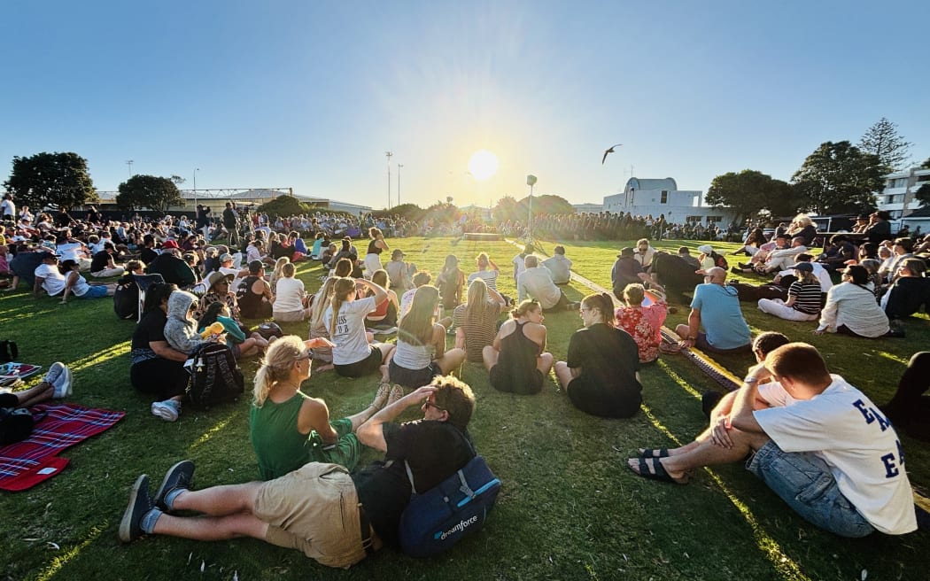 More than 1000 people attend a community vigil at Coronation Park in Tauranga on Thursday, 29 January, 2026, in the wake of the Mt Maunganui landslide.