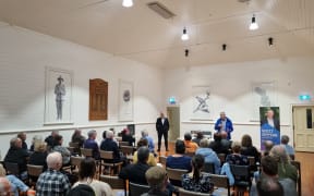 National MP Scott Simpson speaking to Coromandel residents on 21 September 2023.