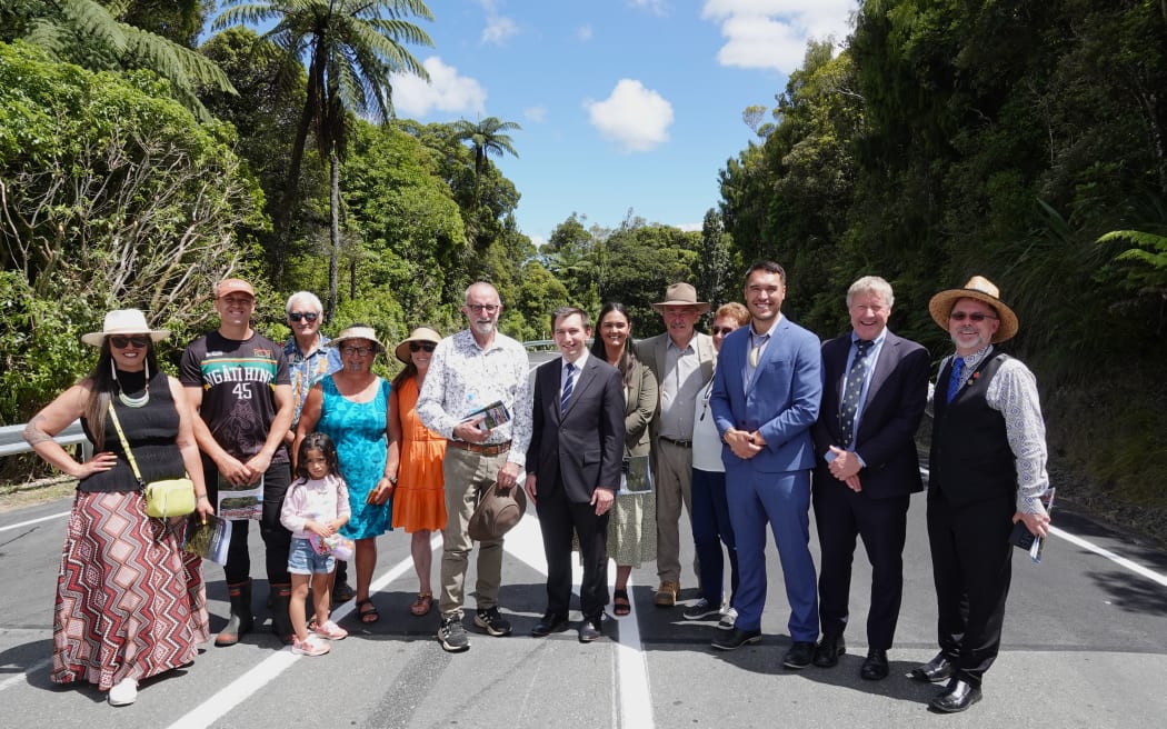 Transport Minister Simeon Brown, MPs, councillors and mayors celebrate the imminent opening of State Highway 1.