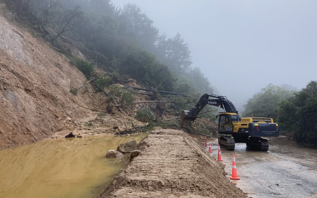 Slip at Lyell on SH6 in Buller