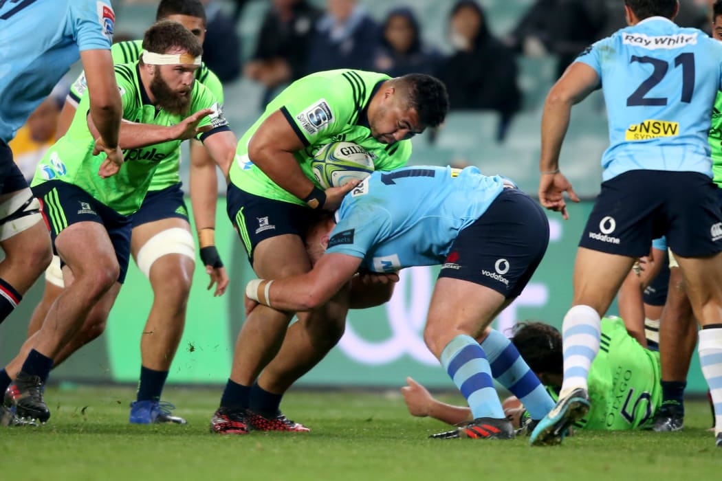 Manu Samoa prop Kalolo Tuiloma in action for the Highlanders in 2018.