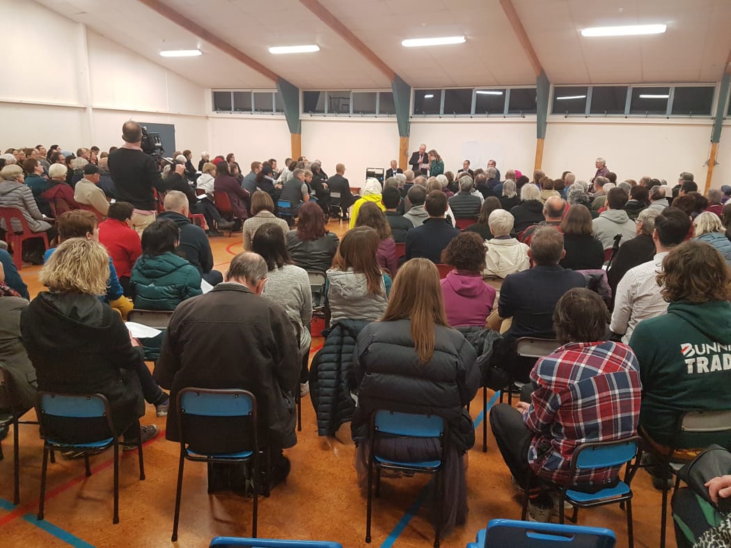 Karori residents vent their frustrations over the new bus services.