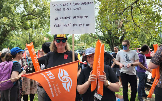University of Auckland staff strike action continues over pay talks ...
