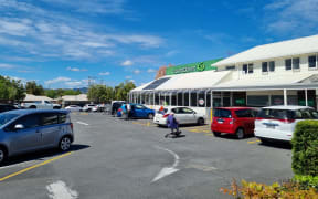 Woolworths New Zealand is planning to close the Greerton store in the village centre sometime in mid-November. Locals who say it will particularly affect elderly in their community, many who go to the store on their mobility scooters as they do not drive.