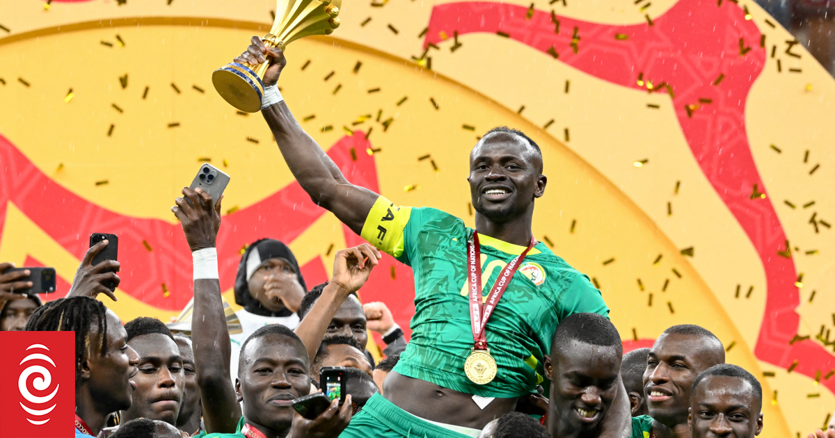 Senegal win African title after dramatic scenes over penalty