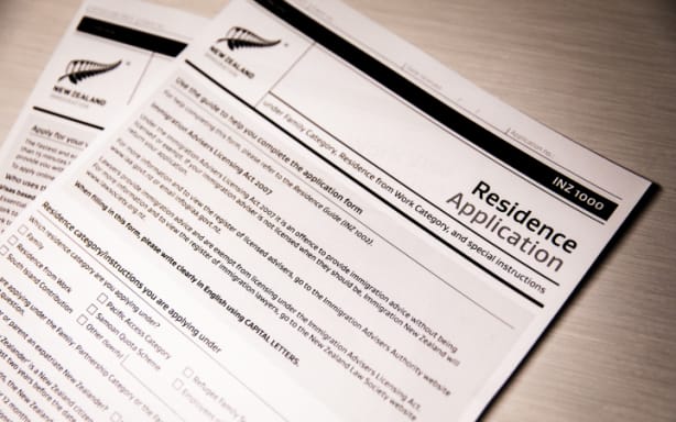 Parent migrants wait as government reviews residence visas | RNZ
