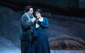 Matthew Polenzani as Rodolfo & Ailyn Pérez as Mimi