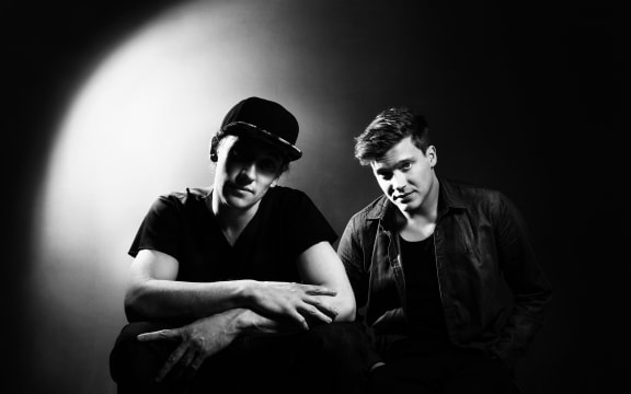 Jamie MacDowell & Tom Thum