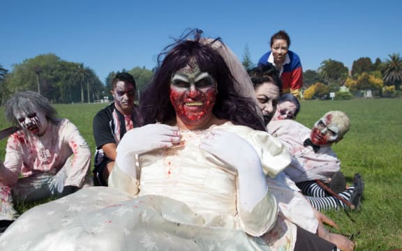 Spookers cast members