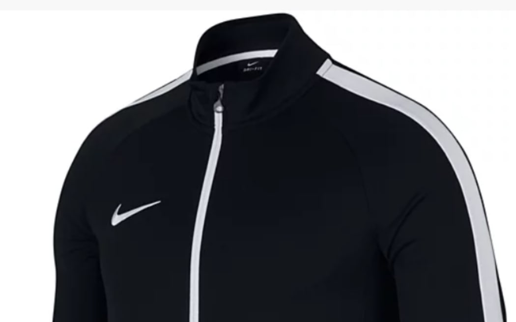 The second offender wore a 'Nike Academy' sweatshirt with distinctive white stripes.