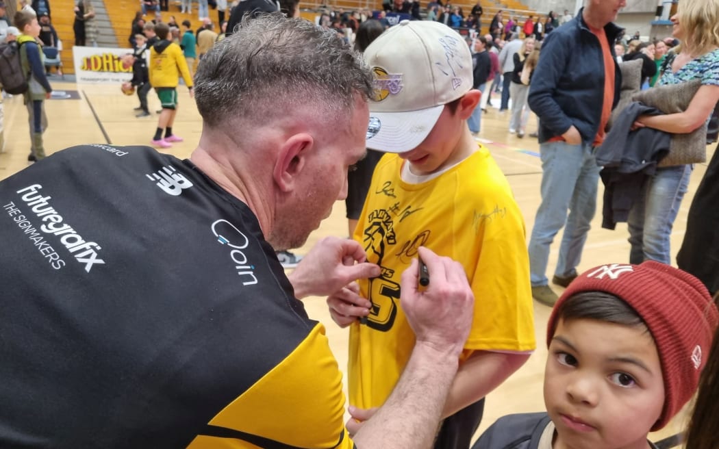 Taranaki Mountain Airs veteran  Aaron Bailey-Nowell aka 'Aunty'