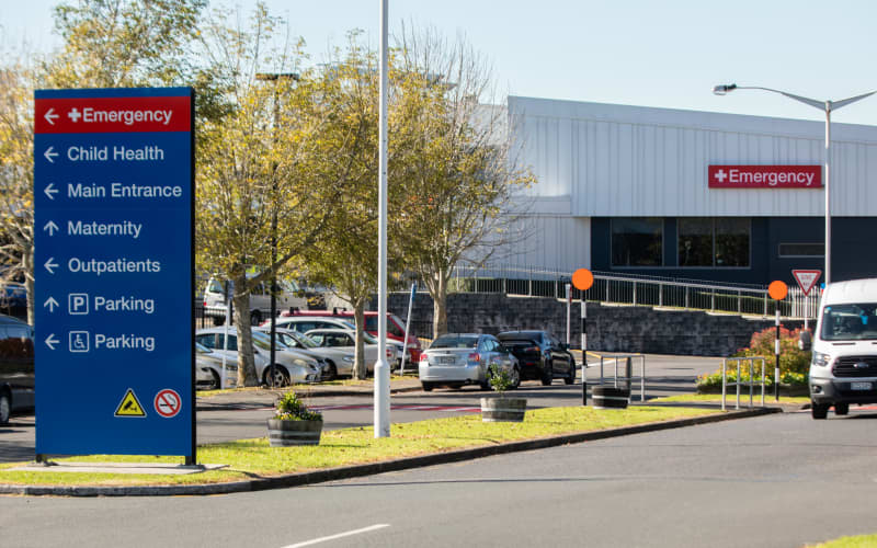 'Exasperated' nurses strike at specialist Waitākere Hospital ward | RNZ