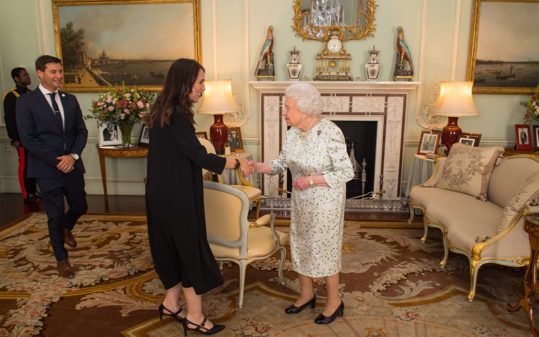 Prime Minister Jacinda Ardern and her partner Clarke Gayford meet with the Queen at Buckingham Palace in 2018