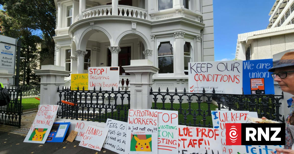 University of Auckland staff strike action continues over pay talks ...