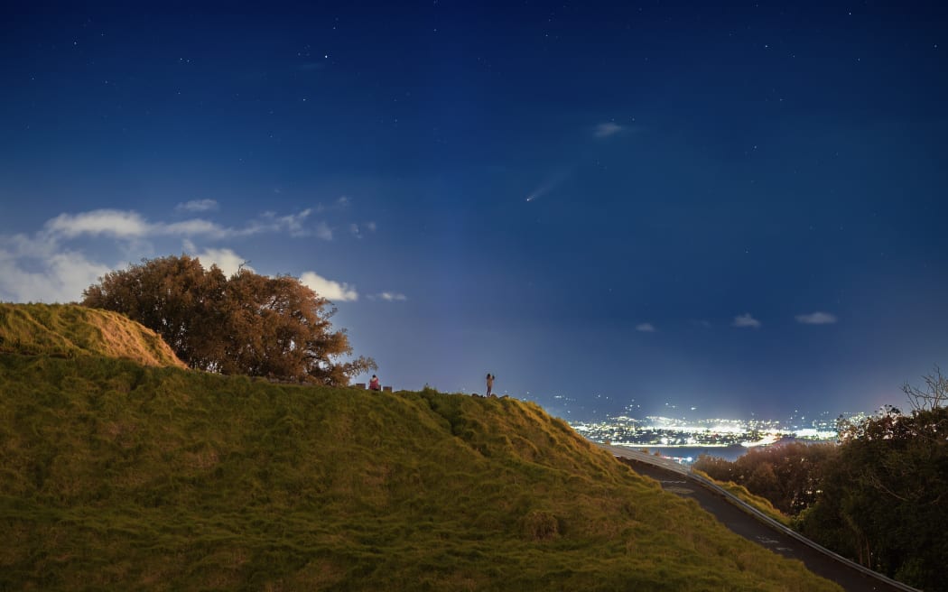 The comet from the summit of Mount Eden Sunday 20 October.