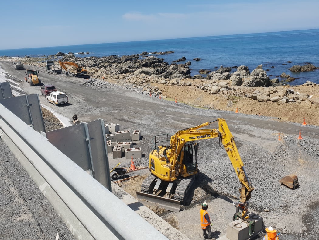 Construction on the Kaikōura coastline, north of Half-Moon Bay.