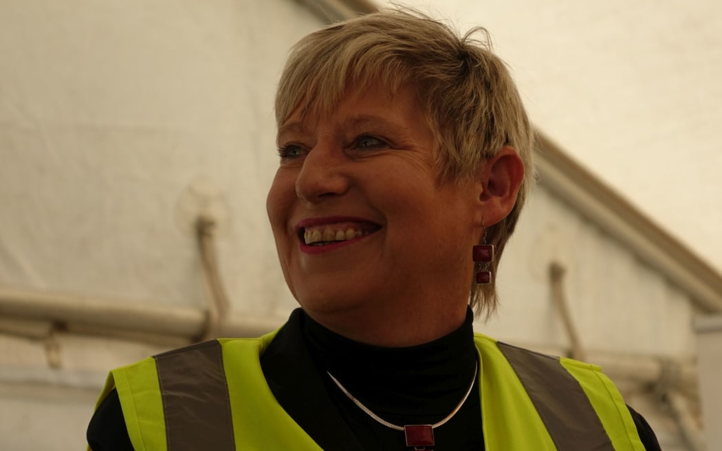 Lianne Dalziel.