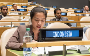 The representative of the Republic of Indonesia, Nara Masista Rakhmatia, exercises her country’s right of reply during the general debate of the General Assembly’s seventy-first session.