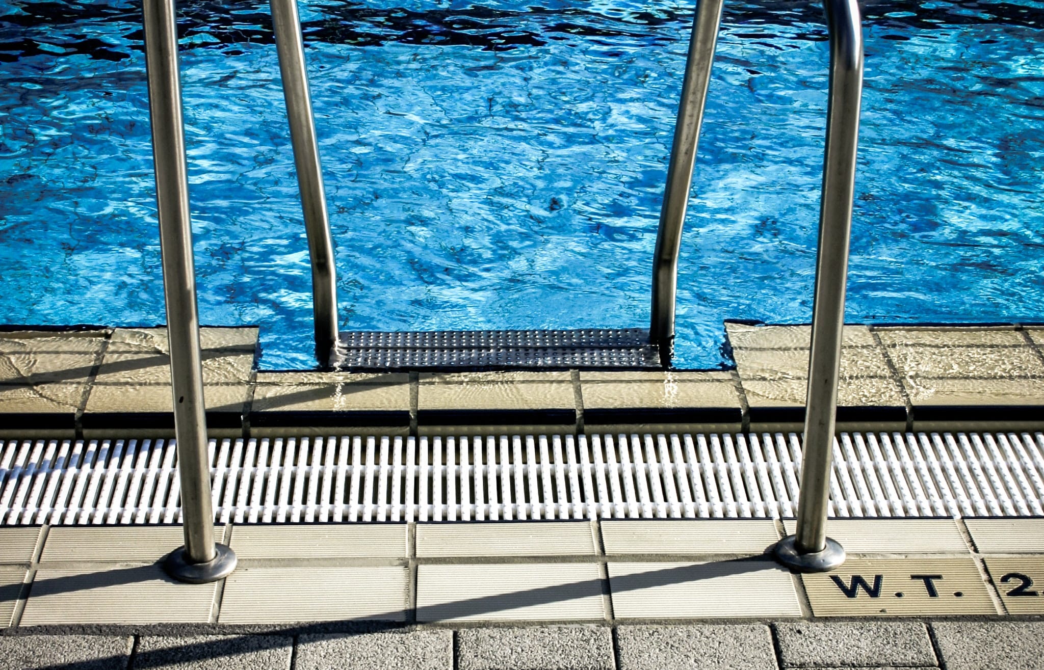 public pool