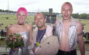 Helen and Chelfyn Baxter's "pagan handfasting" wedding ceremony was on stage at the Glastonbury Music Festival in 2000. Keith Allen (centre) was "high priest".