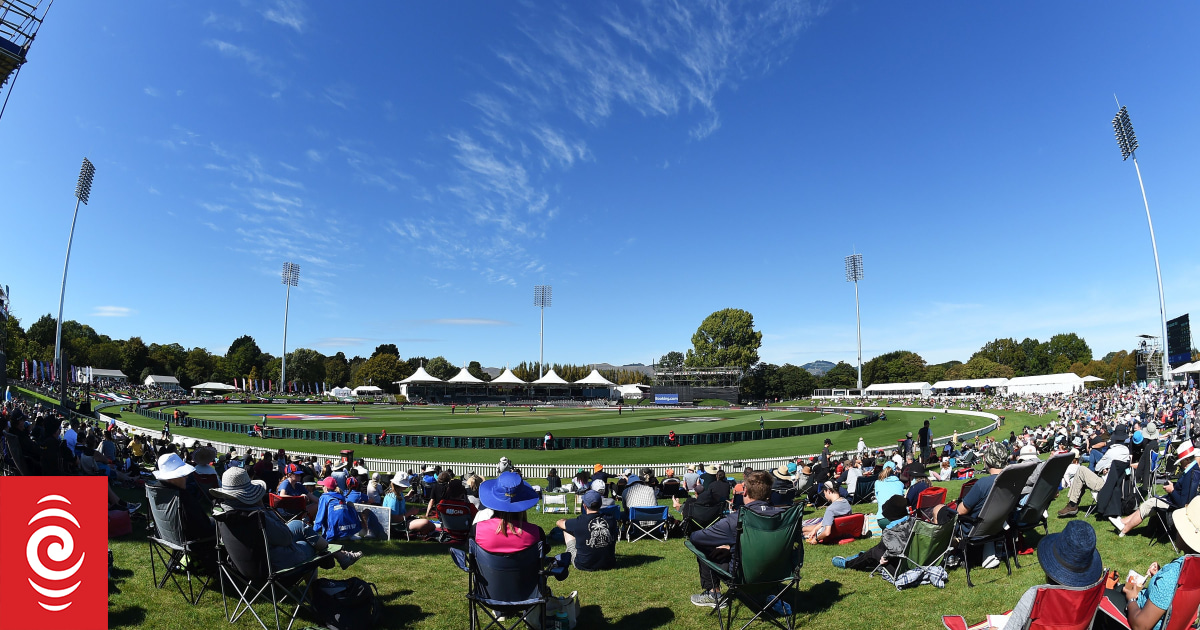 Cricket fan shocked to see Hagley Oval recycling dumped in skip - Vimarsana News