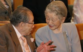 Shigeaki Hinohara with Japanese Empress Michiko in 2016.