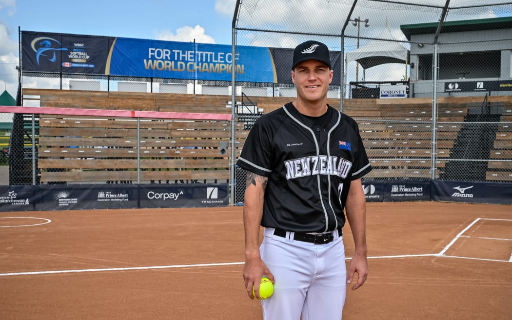Cole Evans, the current Black Sox captain, is known to be a world-class softballer both offensively and defensively - he won Softball New Zealands Male Player of the Year Award in 2024 and is following in the footsteps of his grandfather who also played for the fern.