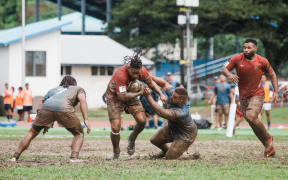 Tonga were edged 25-17 by Samoa in Apia.