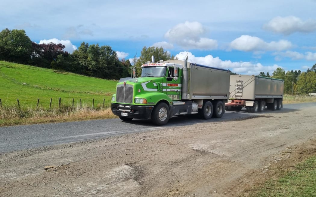 A big truck on Tarata Road in Taranaki.