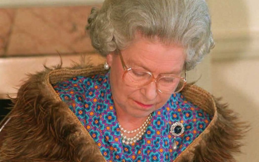 The Queen signed into law the bill which effectively offers a royal apology to the Tainui Maori tribal confederation for land the British colonial government seized last century.