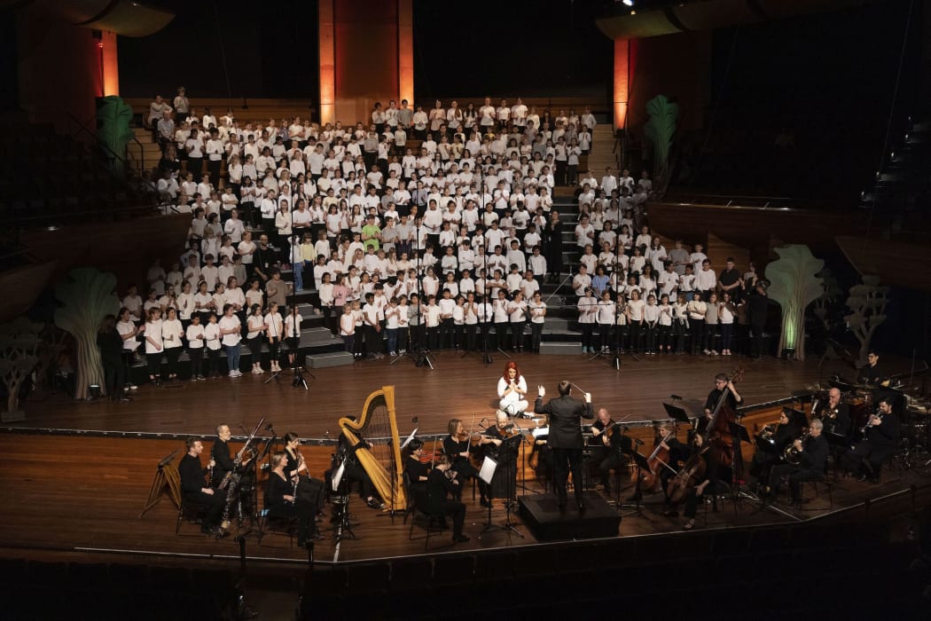 The End! (with choir and orchestra)