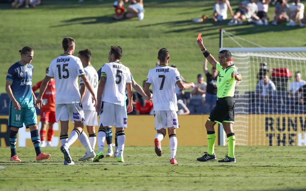 Alex Rufer gets a red card during the A-League match,  Macarthur FC v Wellington Phoenix at Campbelltown Stadium, Saturday 9th January 2021