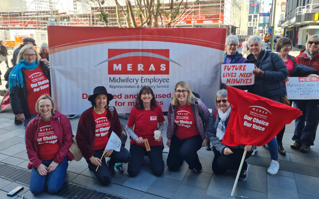 Midwives strike in Auckland