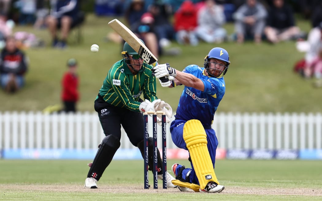 Otago Volts Glenn Phillips batting against Central Stags, 2025.