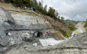 Te Ara o Te Ata – Mt Messenger Bypass earthworks.