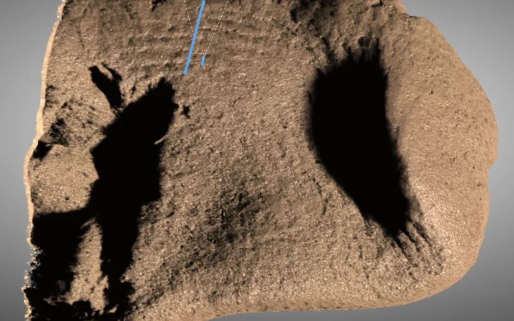 A partial human fingerprint was found on tar fragments - single use only