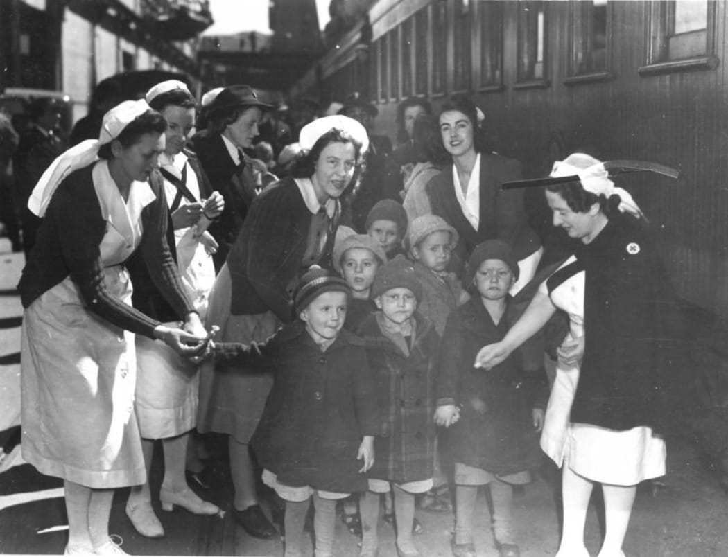 Polish children and Red Cross nurses (1944)