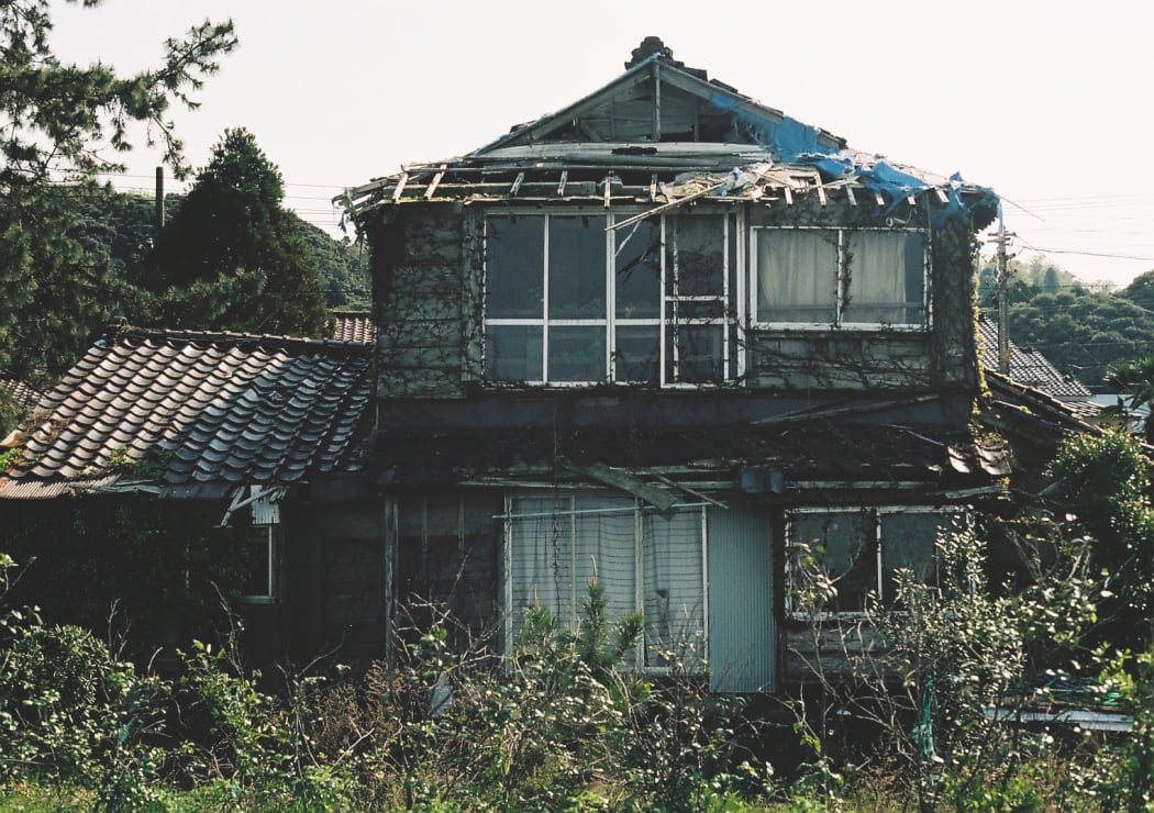 A photo of an abandoned house in Japan