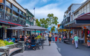 A busy Queenstown street