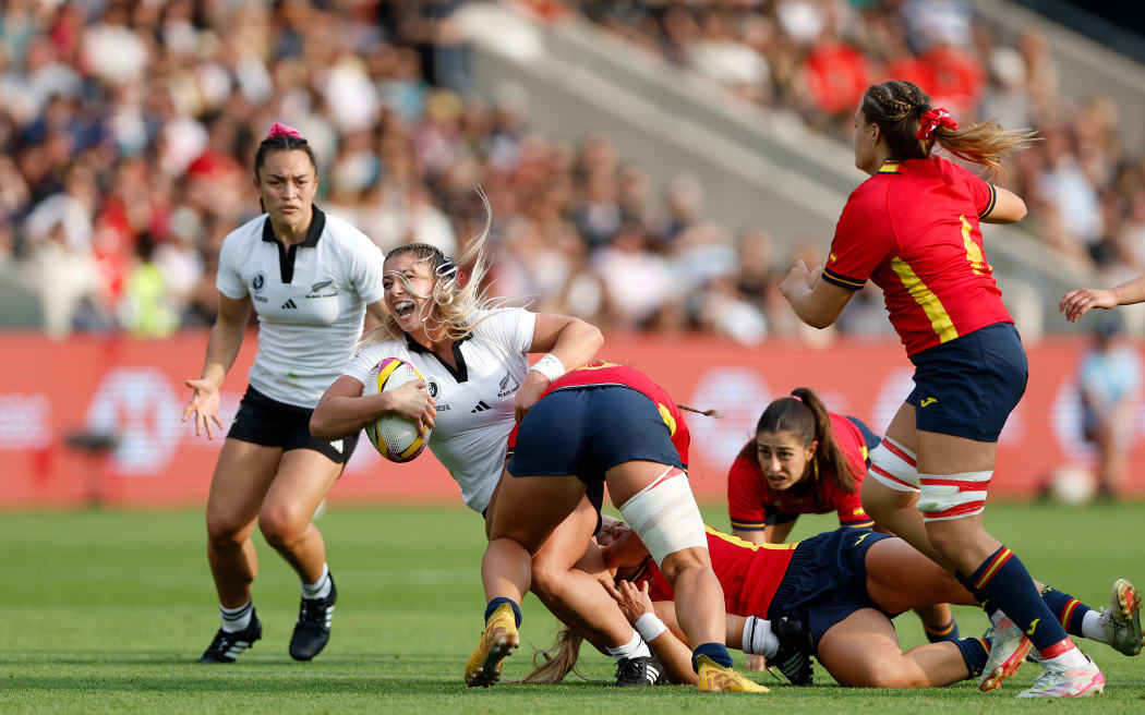 Amy du Plessis of New Zealand is tackled. Black Ferns v Spain, Women’s Rugby World Cup 2025.