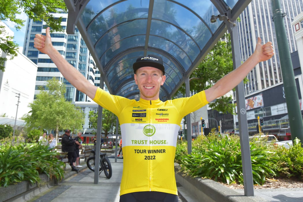 Mark Stewart New Zealand Cycle Classic winner 2022
