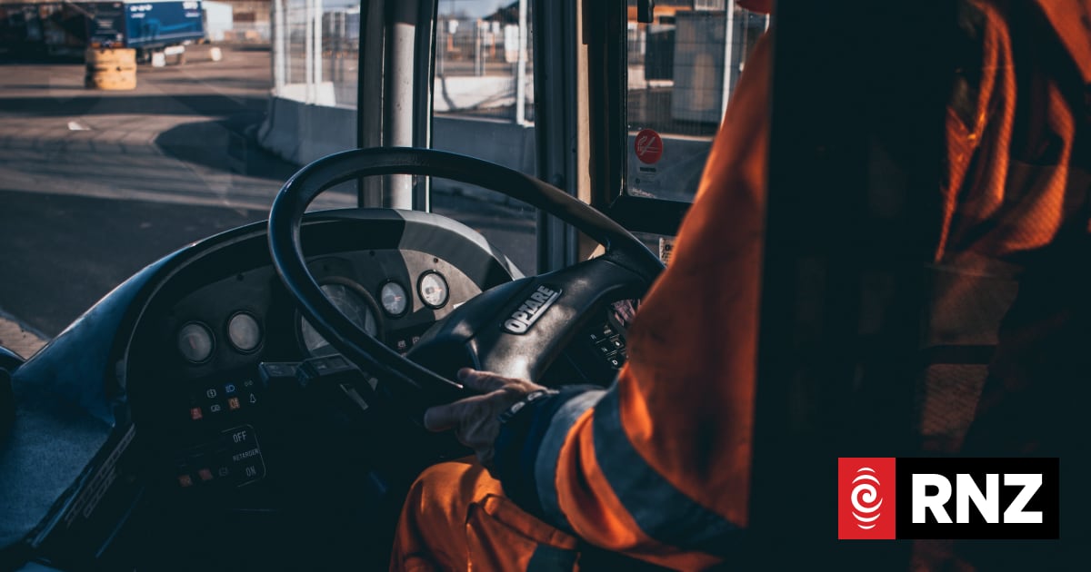Coroner calls for mandatory reporting of drivers deemed unfit long term