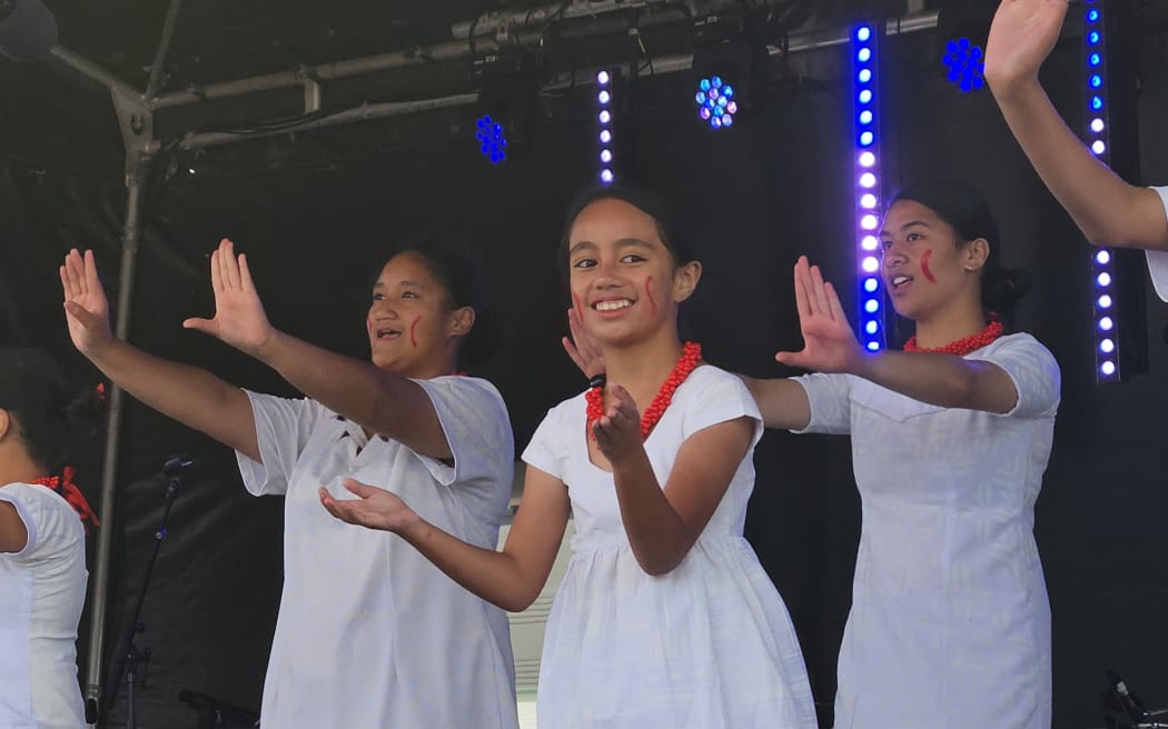 Samoan youngsters grace the stage, many for the very first time!